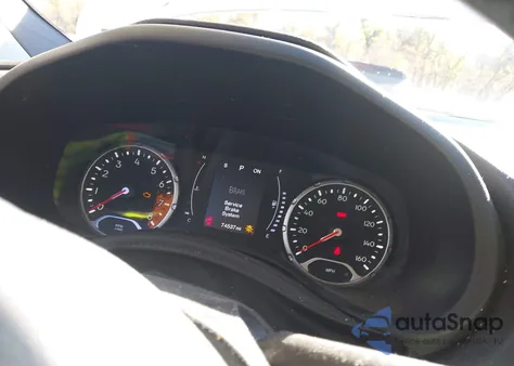 2018 Jeep Renegade Latitude 4X4 from USA, damaged, VIN ZACCJBBBXJPJ35161